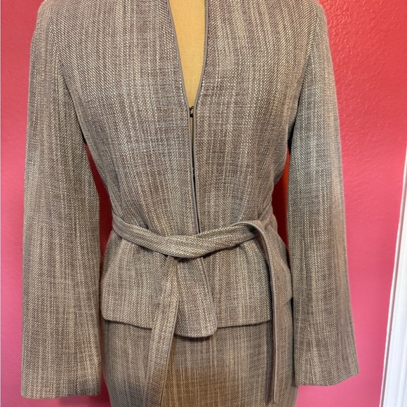 Lafayette 148 New York Gray Belted Blazer - Picture 14 of 16